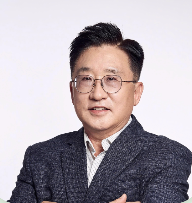 Sin Jae Yong (신재영), Chairman & Founder of Garnet Law Firm