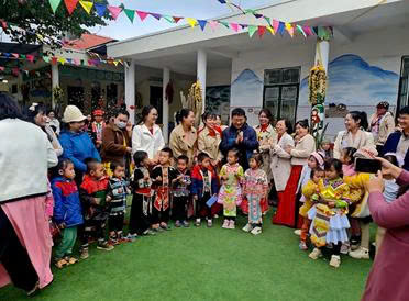 Tết with Children